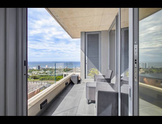 2 BEDROOM APARTMENT FOR SALE IN UMHLANGA CENTRAL